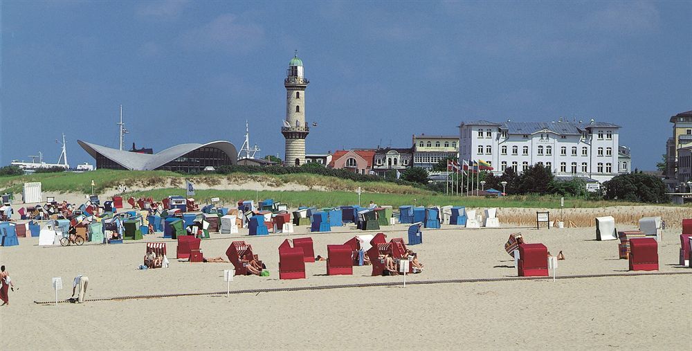 Hotel Am Leuchtturm Rostock Extérieur photo